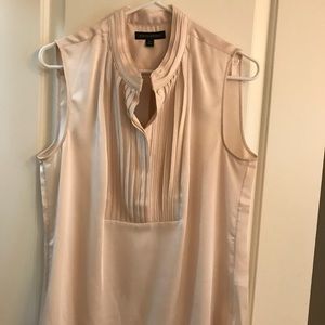 Silky blouse sleeveless